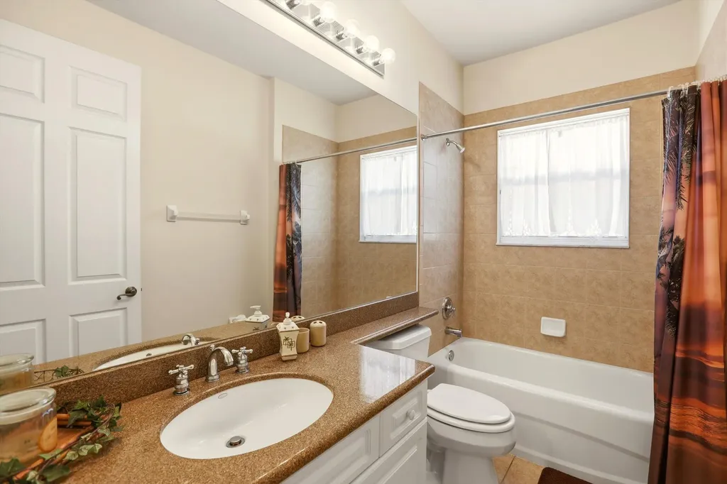 1485 Desoto Boulevard N Naples FL 34120