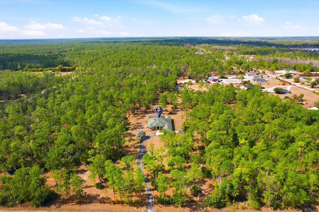 1485 Desoto Boulevard N Naples FL 34120