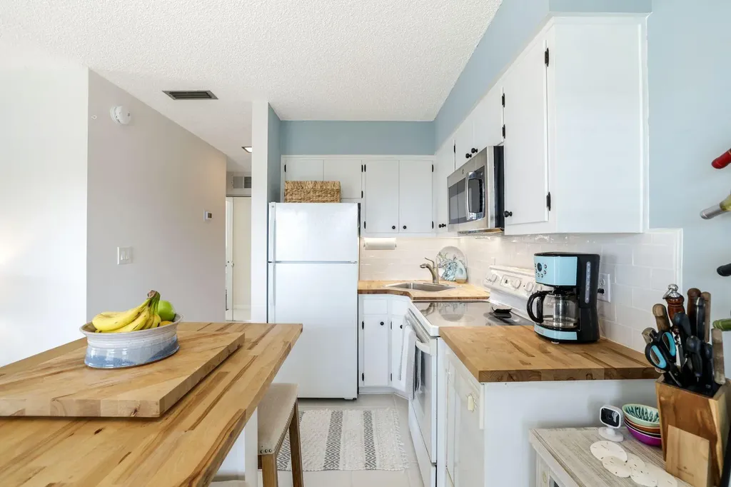 1215 Edington Place Marco Island FL 34145