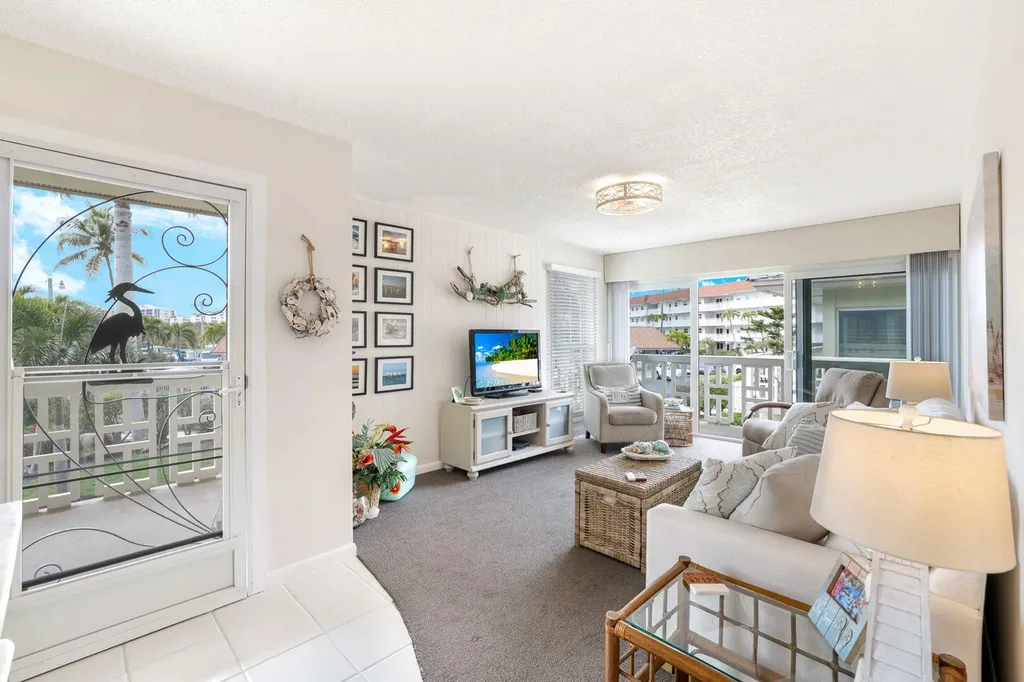 1215 Edington Place Marco Island FL 34145