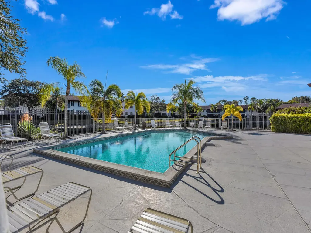 5371 Treetops Drive Naples FL 34113