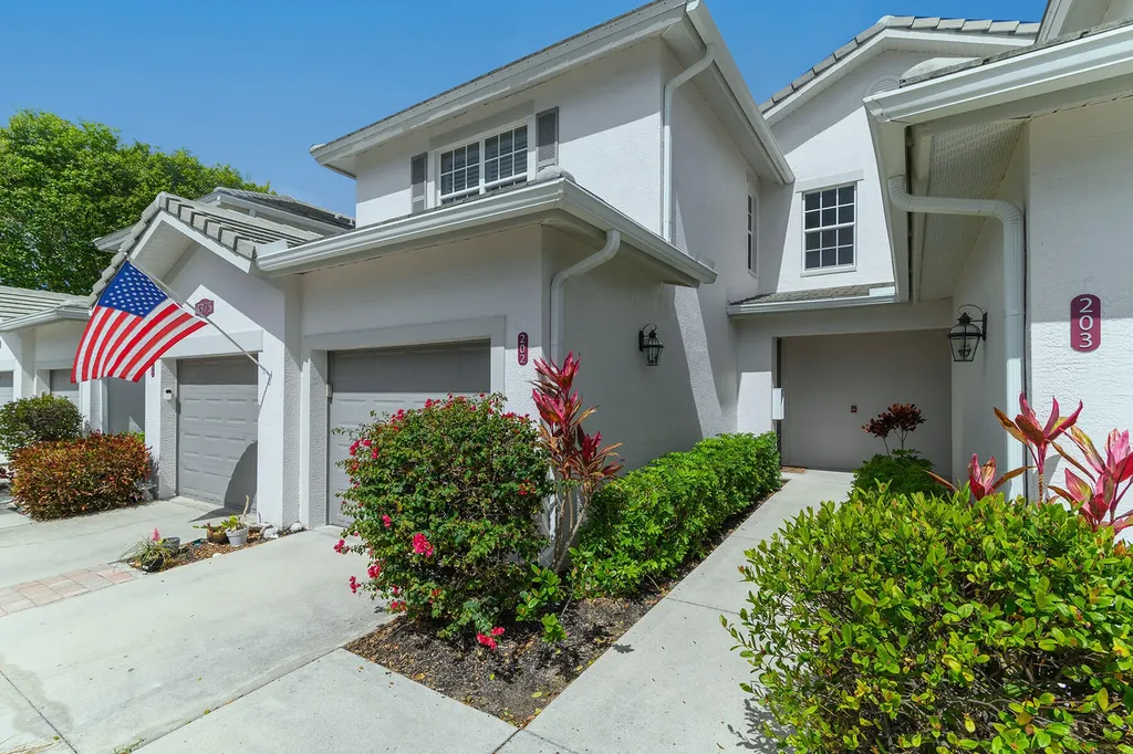 8375 Whisper Trace Lane Naples FL 34114