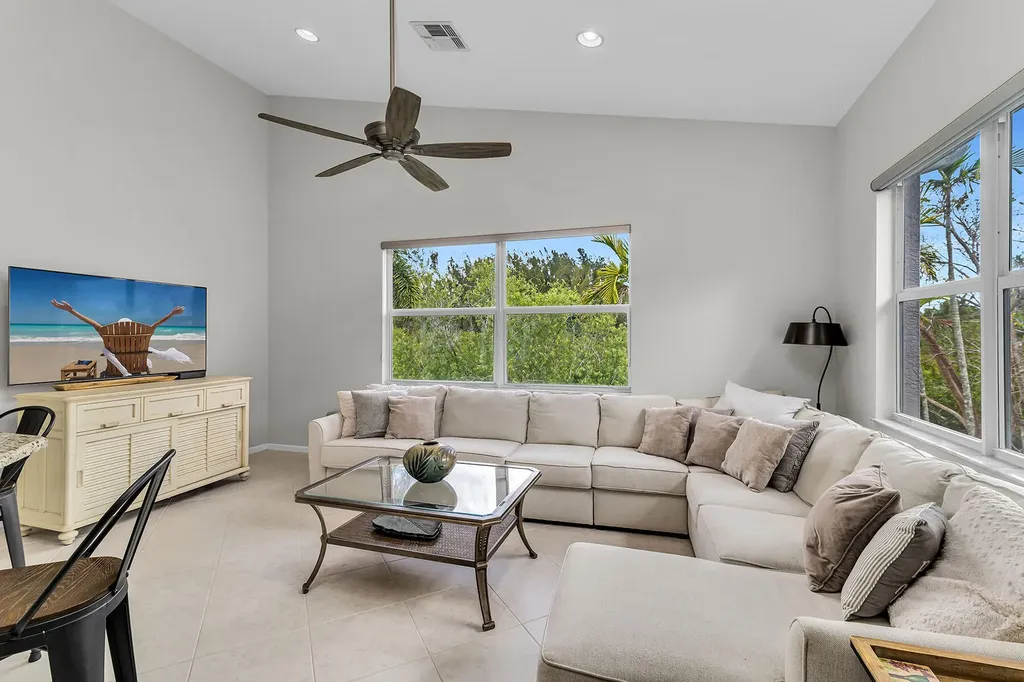 8375 Whisper Trace Lane Naples FL 34114