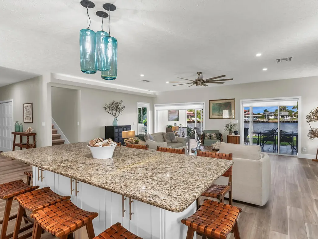 111 Newport Cay Naples FL 34114