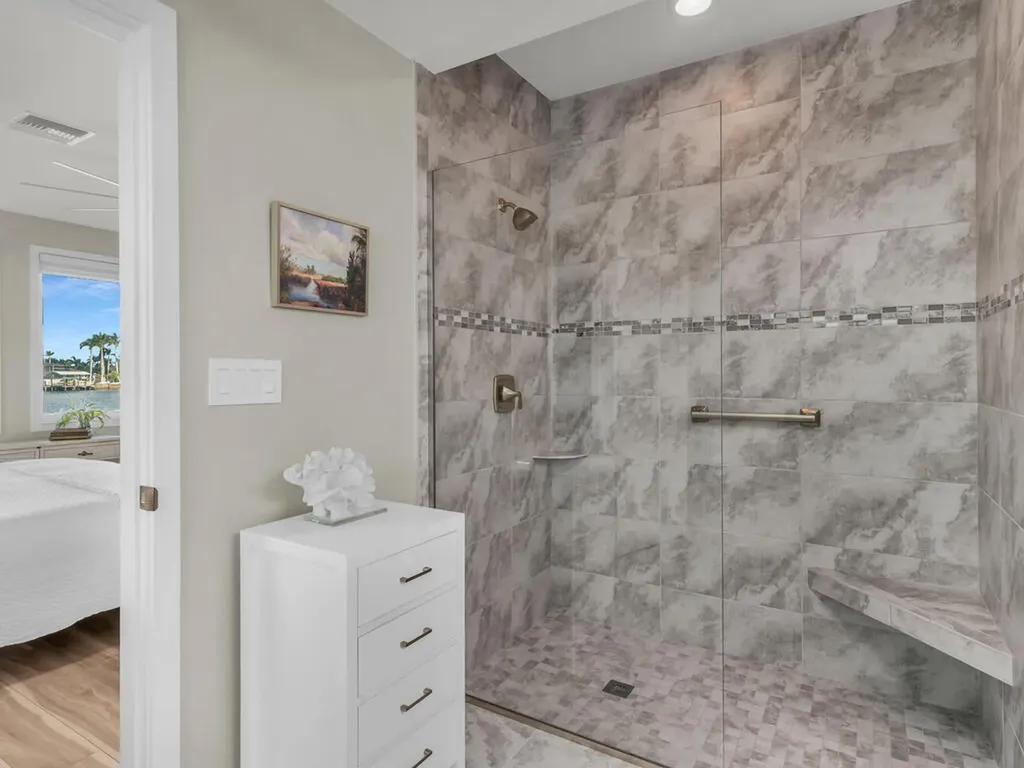 111 Newport Cay Naples FL 34114