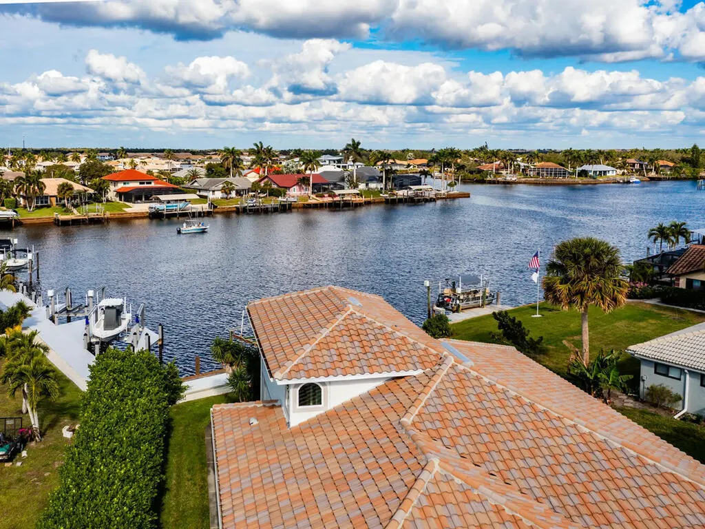 111 Newport Cay Naples FL 34114