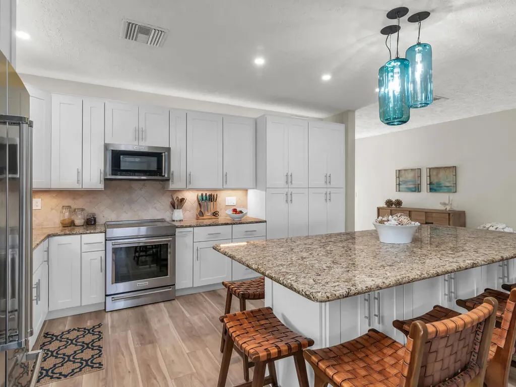 111 Newport Cay Naples FL 34114