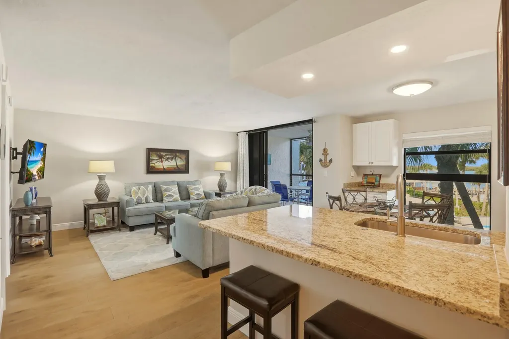 1085 Bald Eagle Drive Marco Island FL 34145