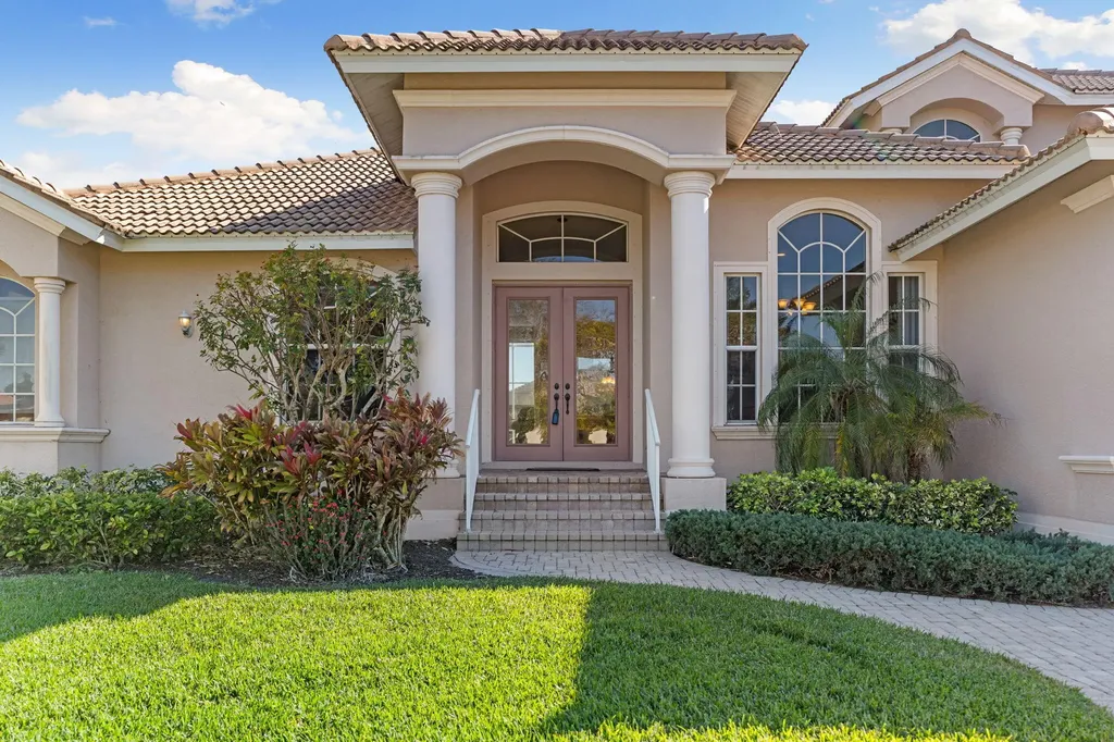 757 Bluebonnet Court Marco Island FL 34145