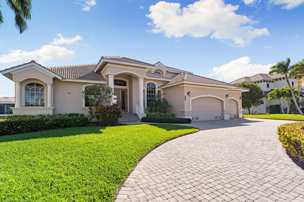 757 Bluebonnet Court Marco Island FL 34145