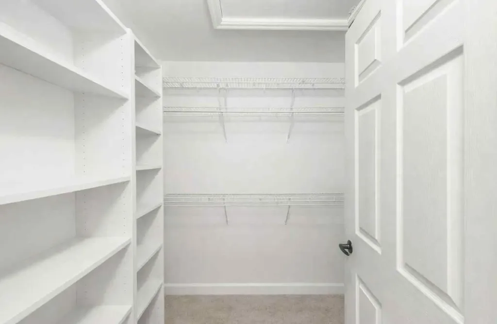 500 Robin Hood Circle Naples FL 34104