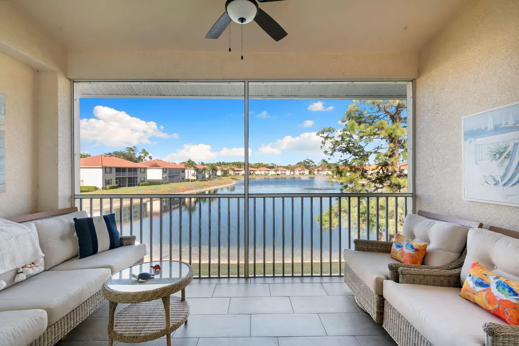 500 Robin Hood Circle Naples FL 34104