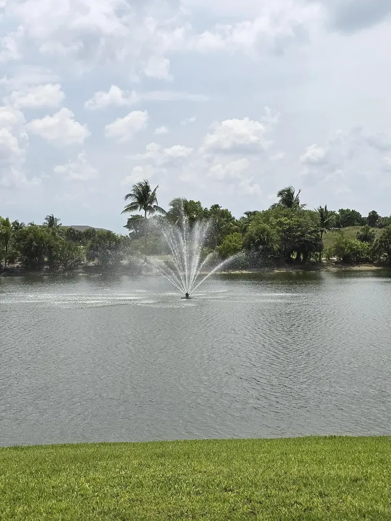 1532 Mainsail Naples FL 34114