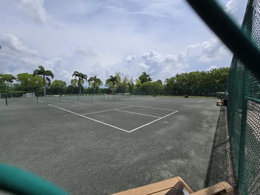 1532 Mainsail Naples FL 34114