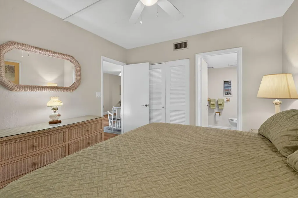35 Greenbrier Marco Island FL 34145