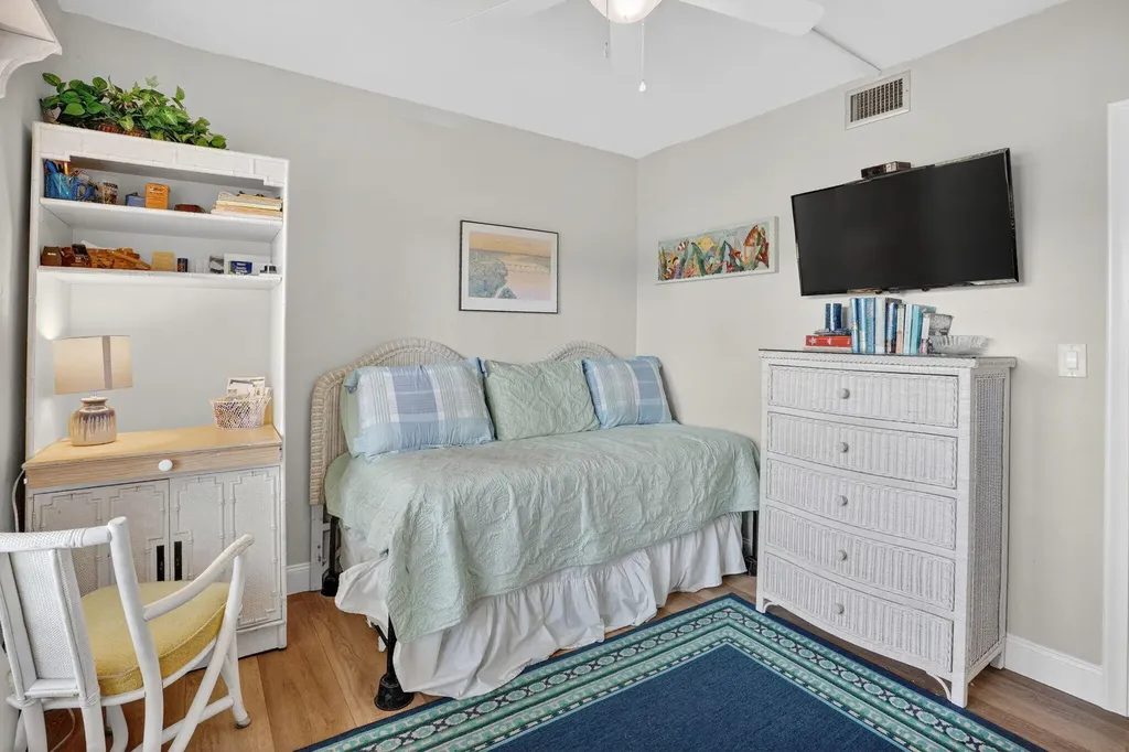 35 Greenbrier Marco Island FL 34145