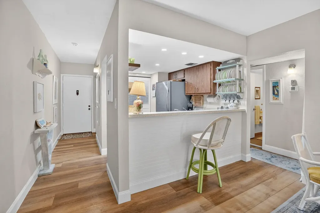 35 Greenbrier Marco Island FL 34145