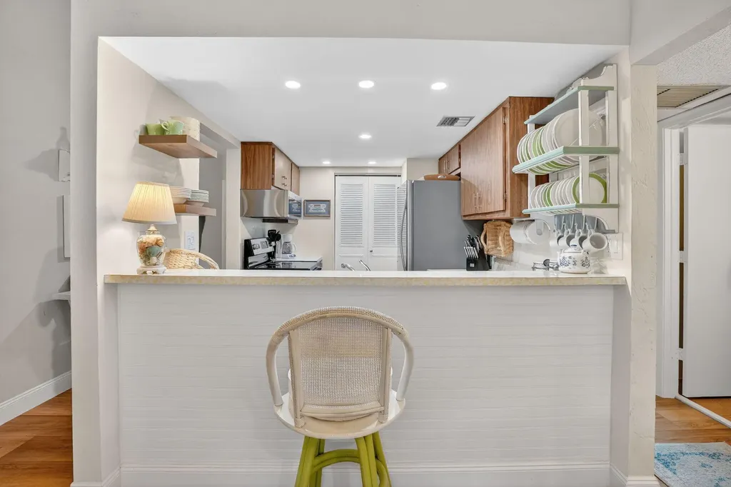 35 Greenbrier Marco Island FL 34145