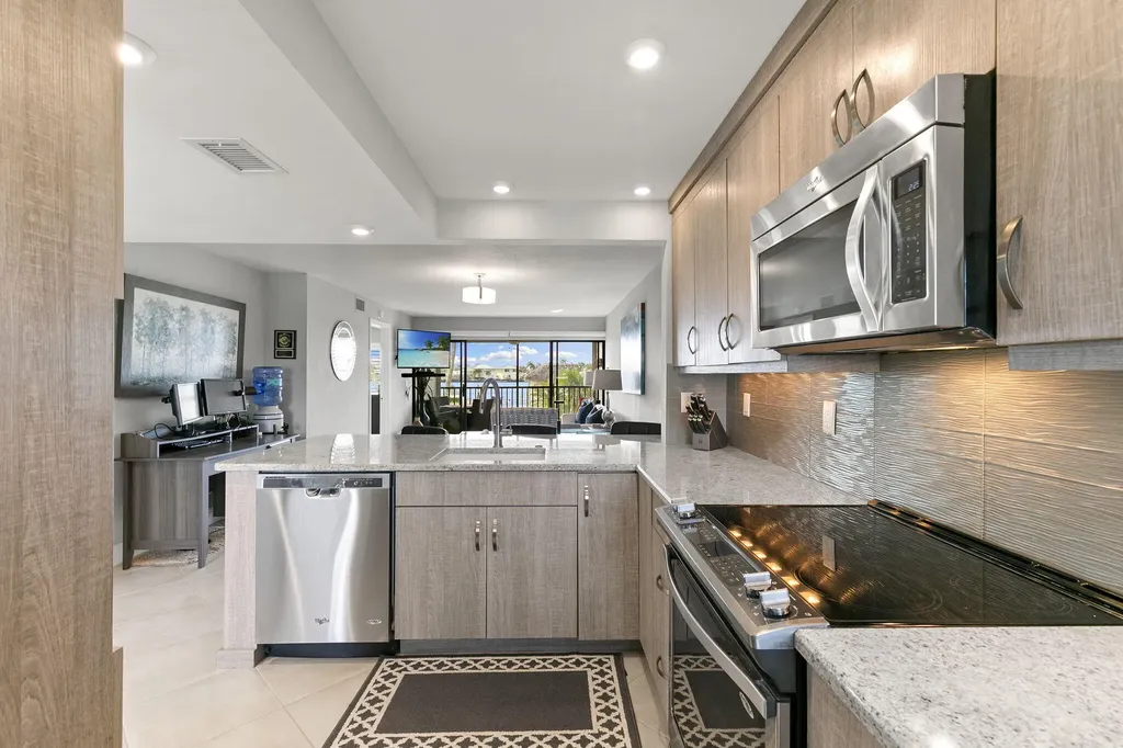 730 W Elkcam Circle Marco Island FL 34145