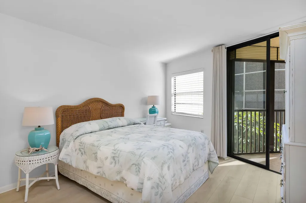 929 Collier Court Marco Island FL 34145