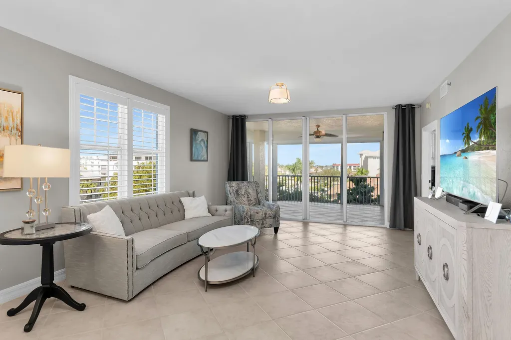 1111 Swallow Avenue Marco Island FL 34145