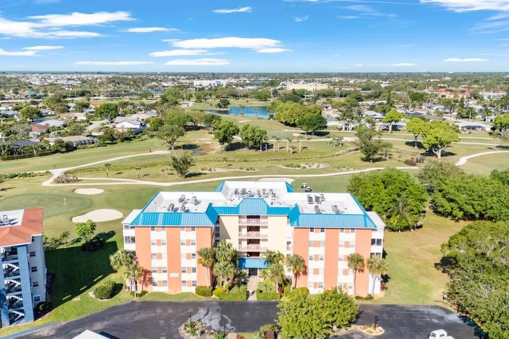 200 Pebble Beach Boulevard Naples FL 34113