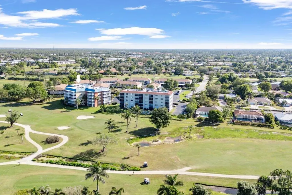 200 Pebble Beach Boulevard Naples FL 34113