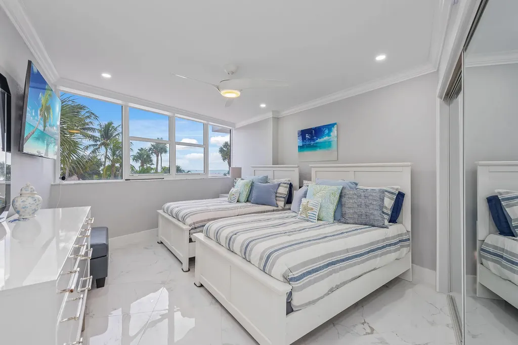 58 N Collier Marco Island FL 34145