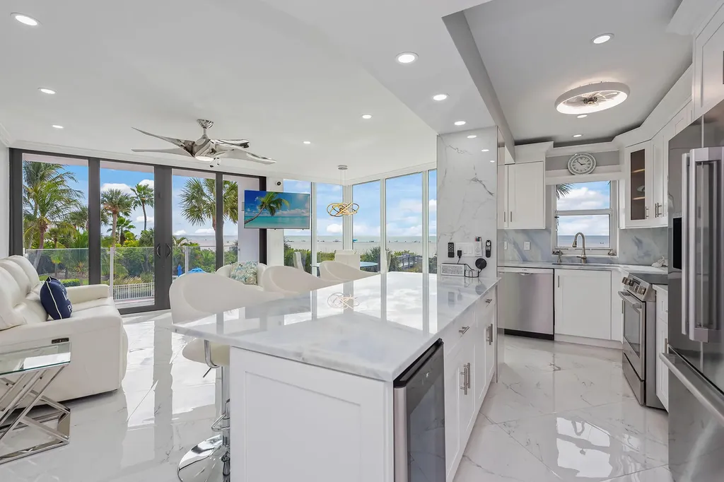 58 N Collier Marco Island FL 34145