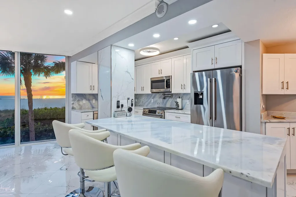 58 N Collier Marco Island FL 34145