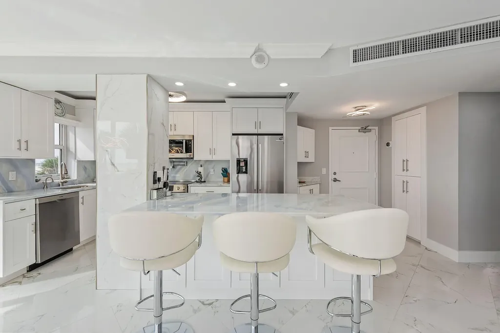 58 N Collier Marco Island FL 34145