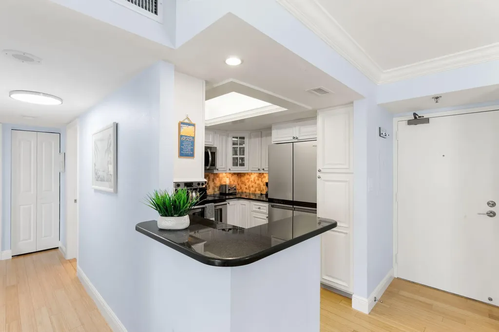 380 Seaview Court Marco Island FL 34145