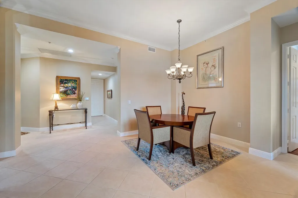 9243 Tesoro Lane Naples FL 34114