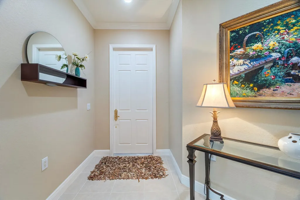 9243 Tesoro Lane Naples FL 34114