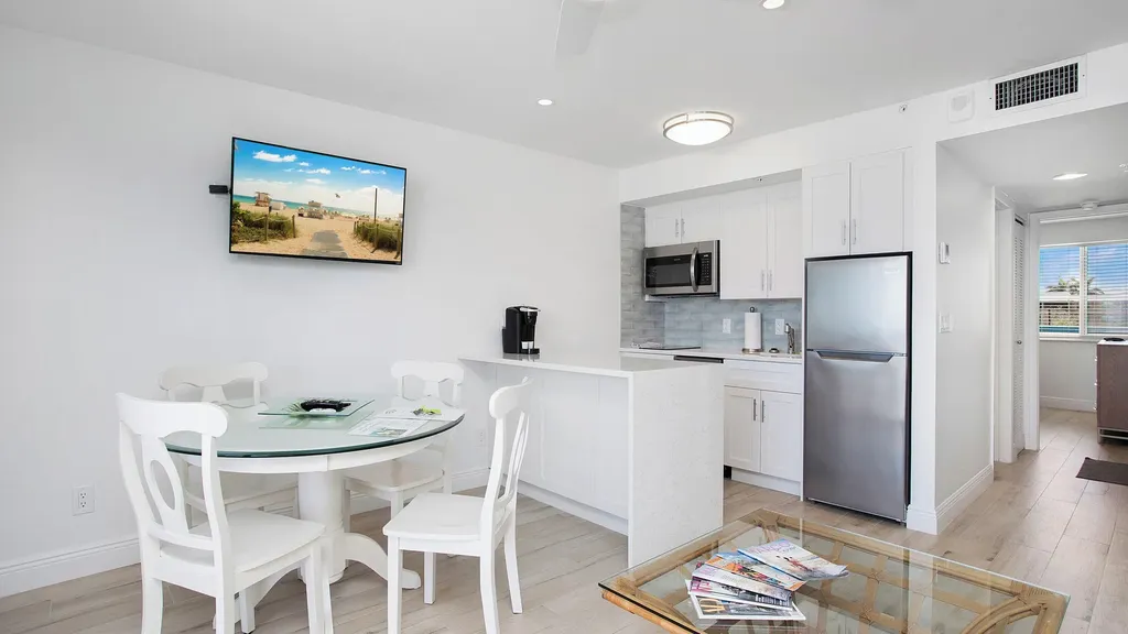 900 S Collier Marco Island FL 34145