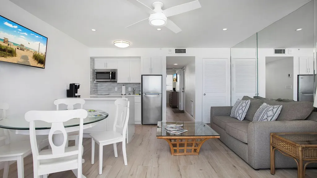 900 S Collier Marco Island FL 34145