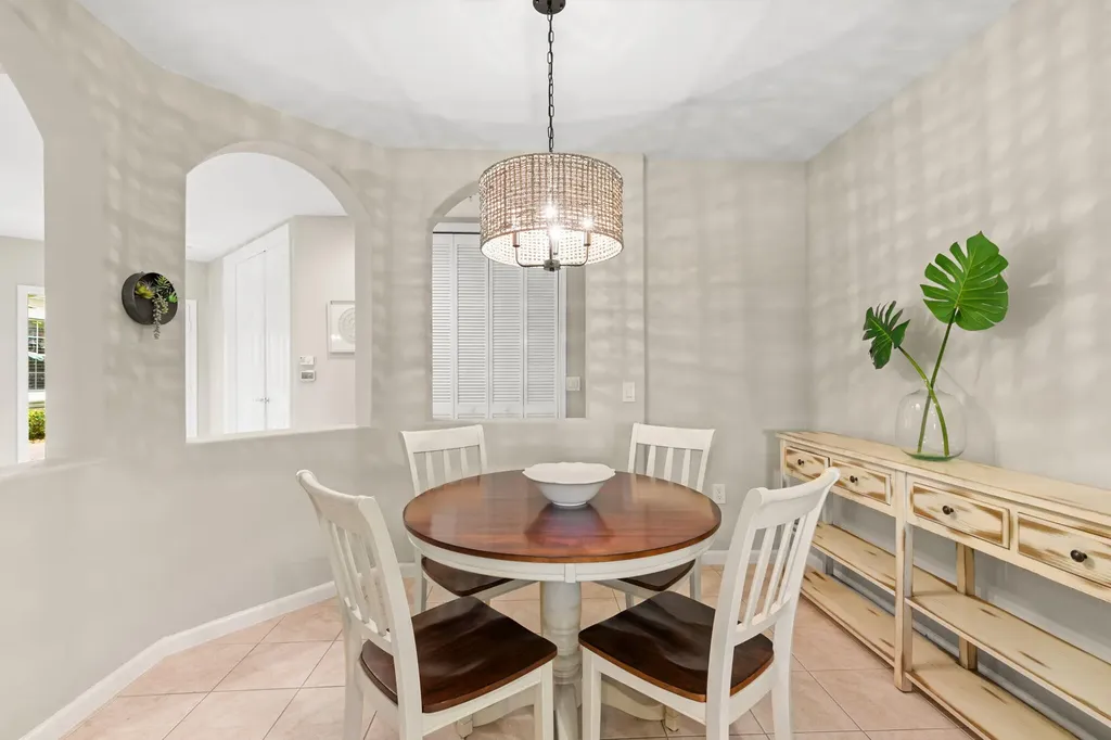 3960 Deer Crossing Court Naples FL 34114