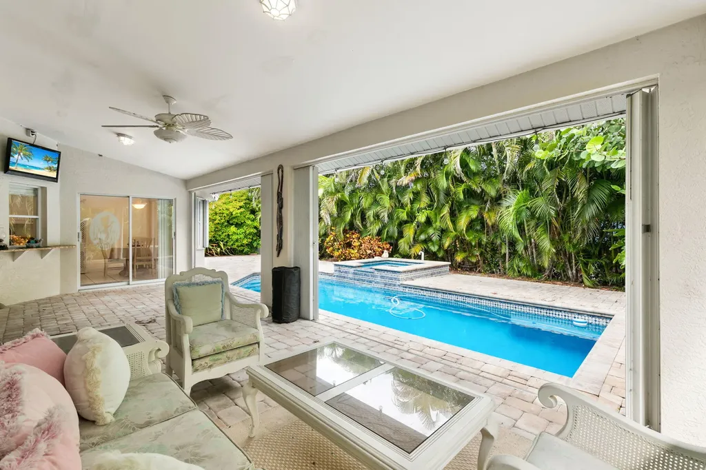 1460 Biscayne Way Marco Island FL 34145