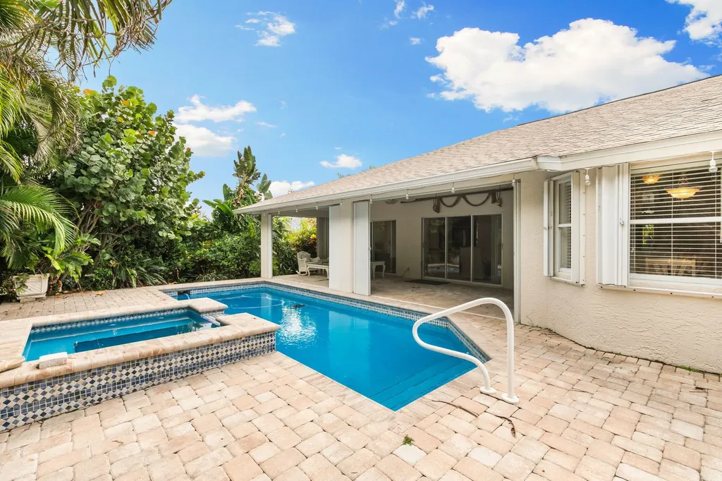 1460 Biscayne Way Marco Island FL 34145