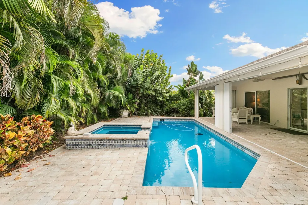 1460 Biscayne Way Marco Island FL 34145