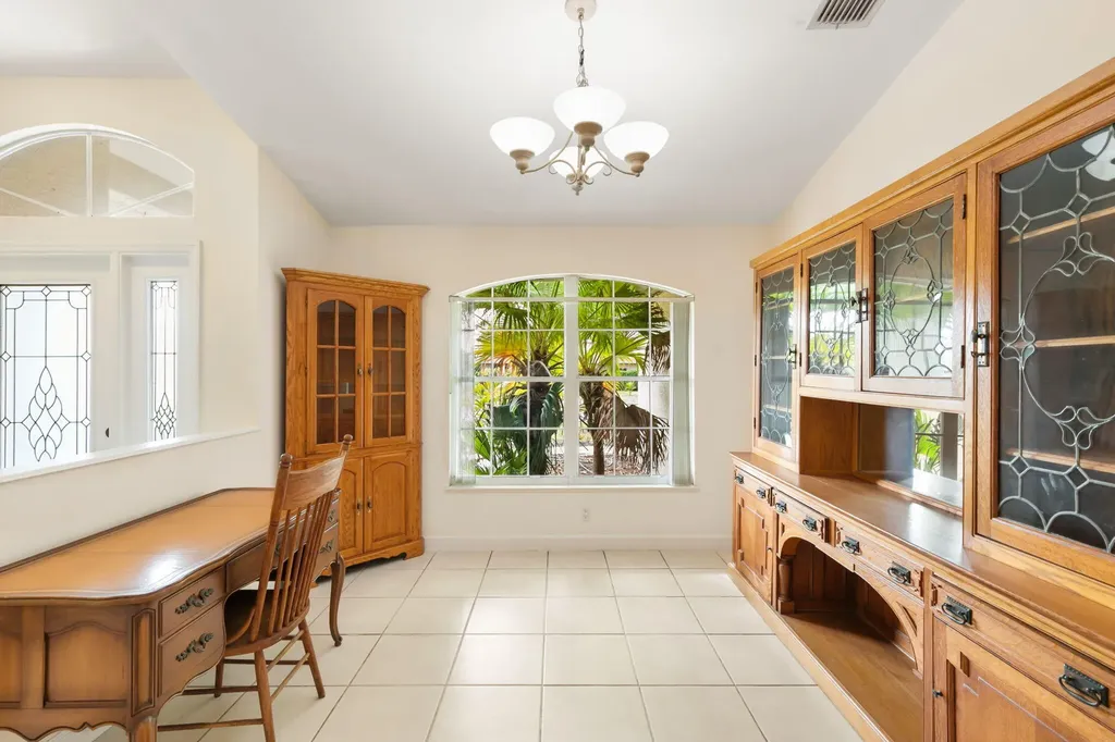 1460 Biscayne Way Marco Island FL 34145