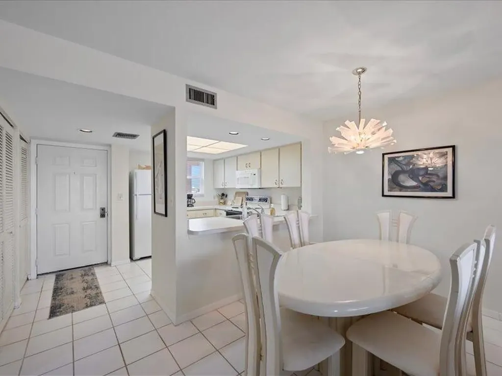 897 Collier Court Marco Island FL 34145