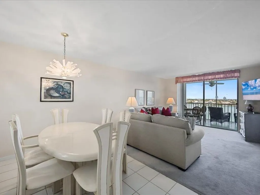 897 Collier Court Marco Island FL 34145