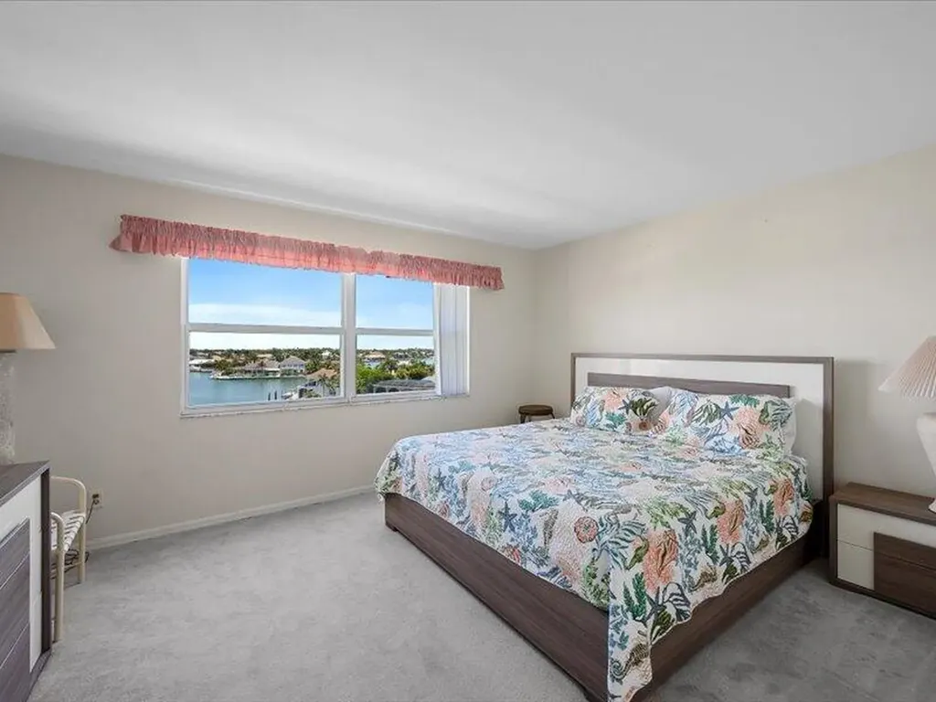 897 Collier Court Marco Island FL 34145