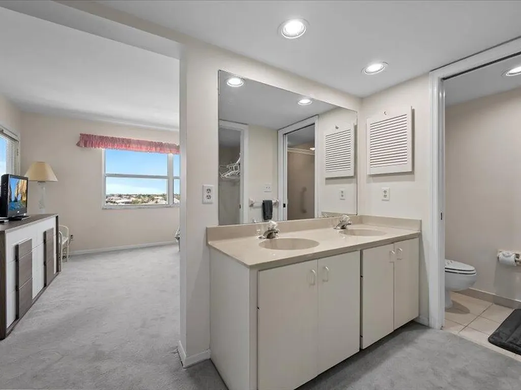 897 Collier Court Marco Island FL 34145