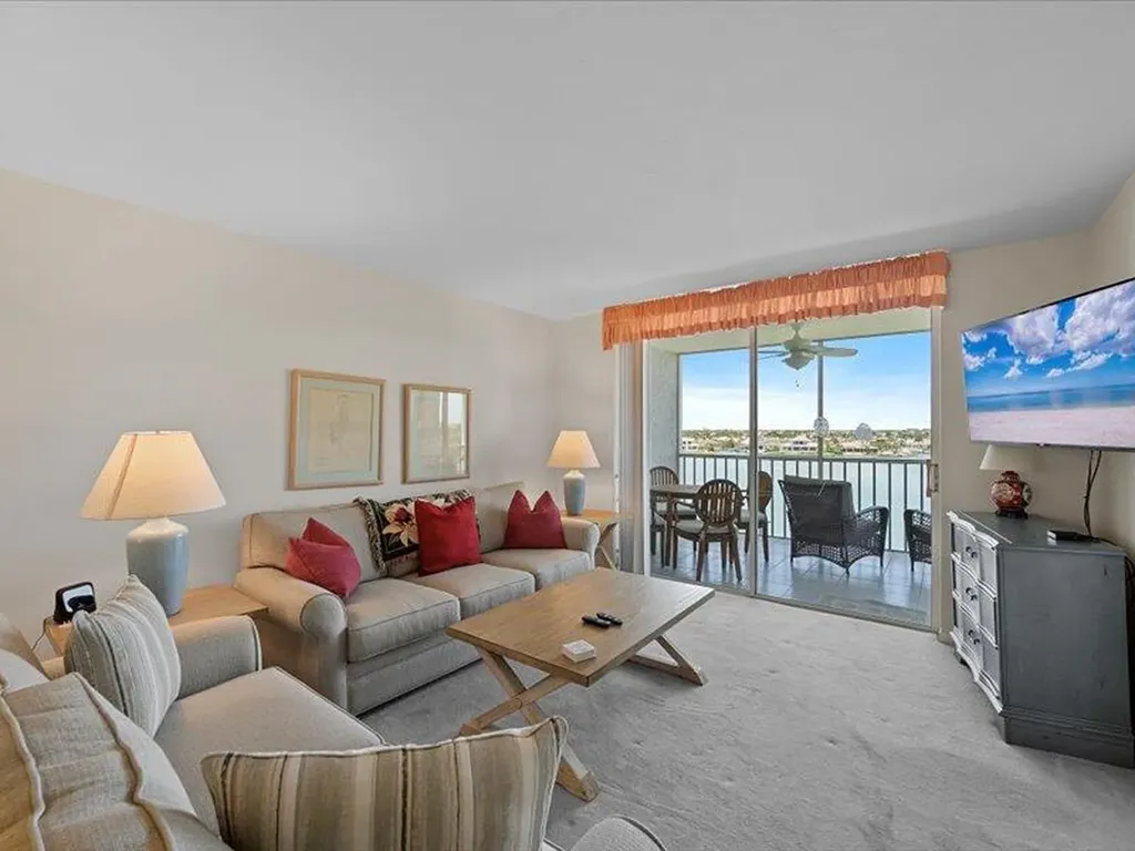 897 Collier Court Marco Island FL 34145