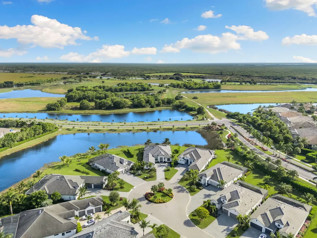 3122 Heather Glen Court Naples FL 34114