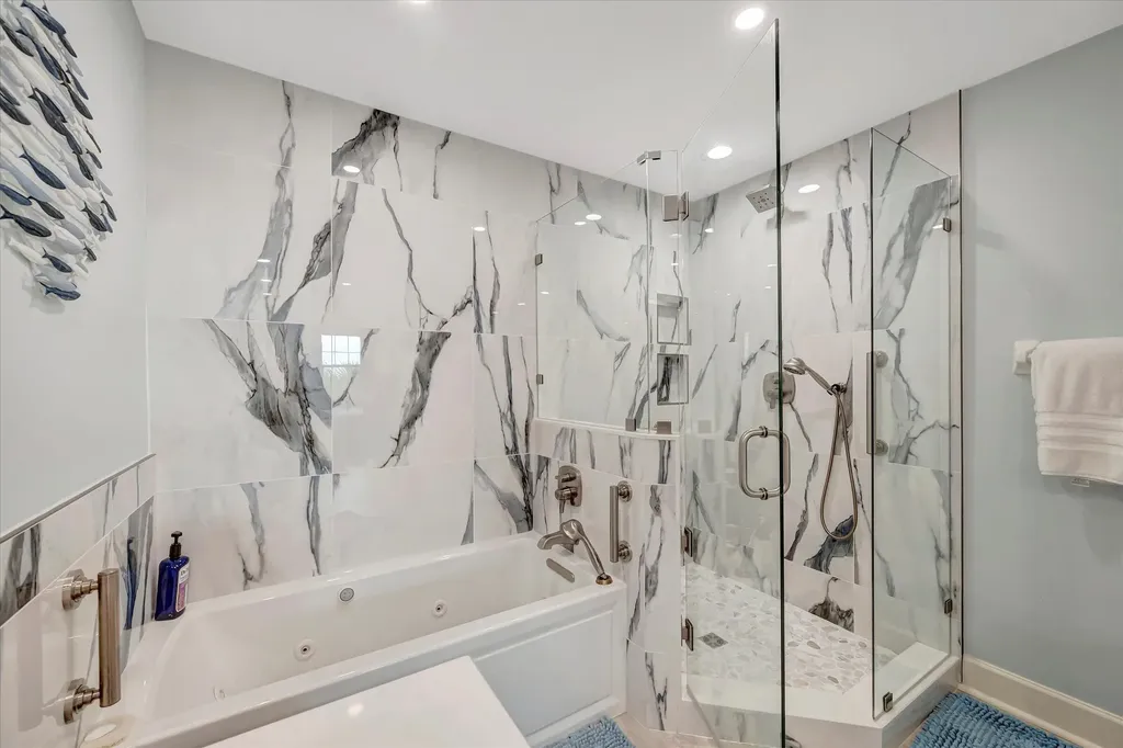 133 Vintage Bay Marco Island FL 34145