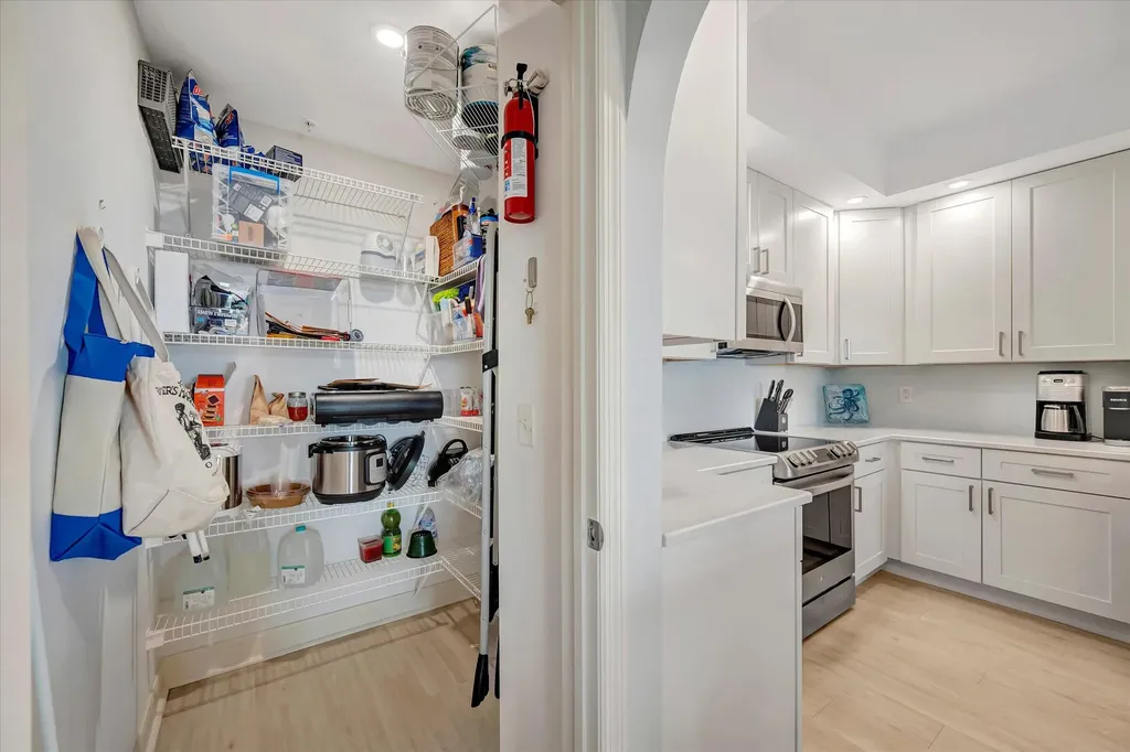 133 Vintage Bay Marco Island FL 34145