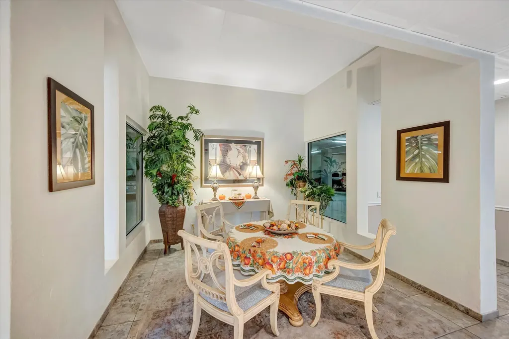 133 Vintage Bay Marco Island FL 34145